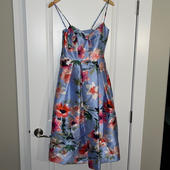 Perfect Derby Dress!! Eliza J flowered dress